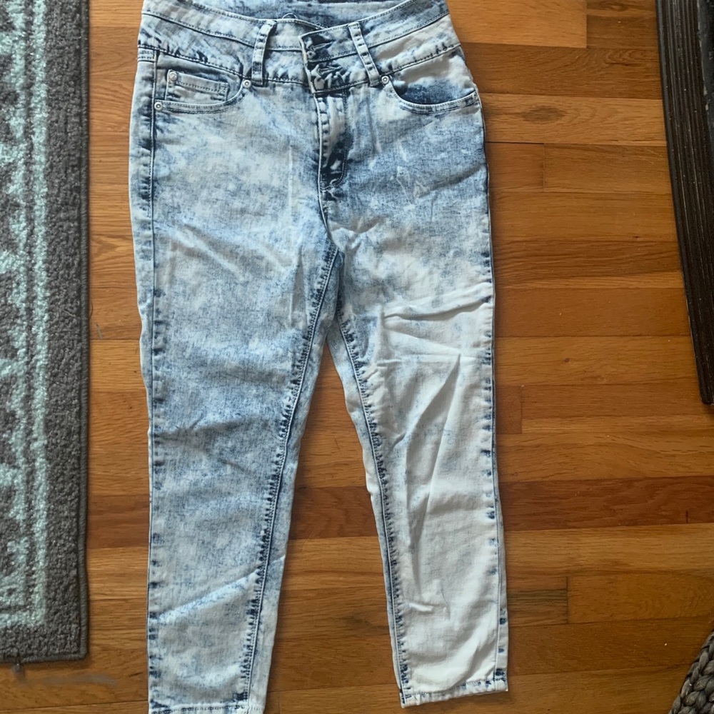 Washed looking Capri pants